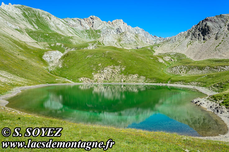 Photo n201607219
Grand lac du Lauzet (2373m) (Limite Guillestrois - Queyras)
Clich Serge SOYEZ
Copyright Reproduction interdite sans autorisation