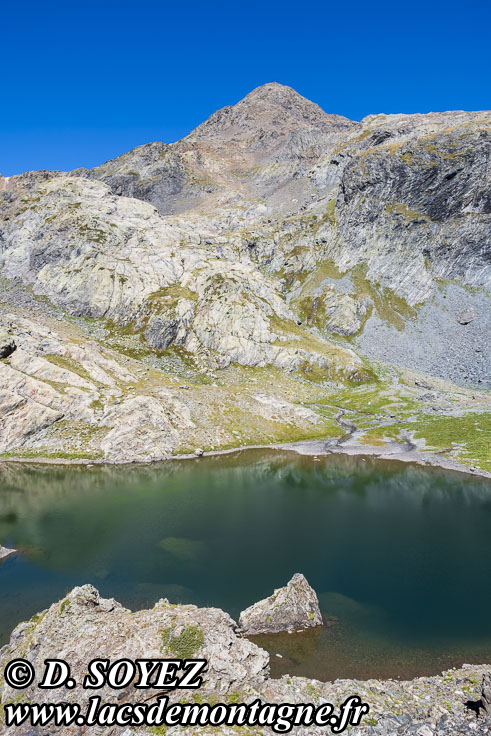 Photo n�202609019
Lac du Bois (2378m) (Belledonne, Is�re)
Clich� Dominique SOYEZ
Copyright Reproduction interdite sans autorisation