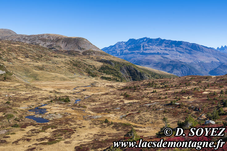 Photo n202510007
Lac de la Veche (2028m) (Taillefer, Isre)
Clich Dominique SOYEZ
Copyright Reproduction interdite sans autorisation