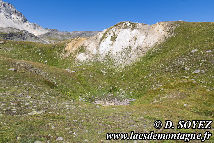 Photo n202407149
Lac Sainte Marguerite (Rond) (2508m) (Mont Thabor, Savoie)
Clich Dominique SOYEZ
Copyright Reproduction interdite sans autorisation