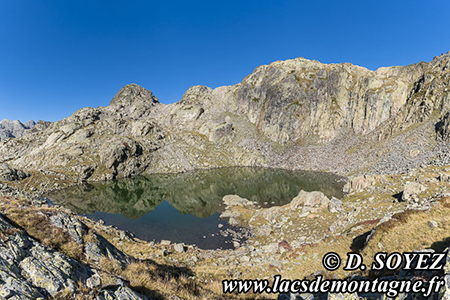 Lac du Sambuis (2431m), (Col du Glandon,
Chane de Belledonne, Savoie)
Clich Dominique SOYEZ
Copyright Reproduction interdite sans autorisation